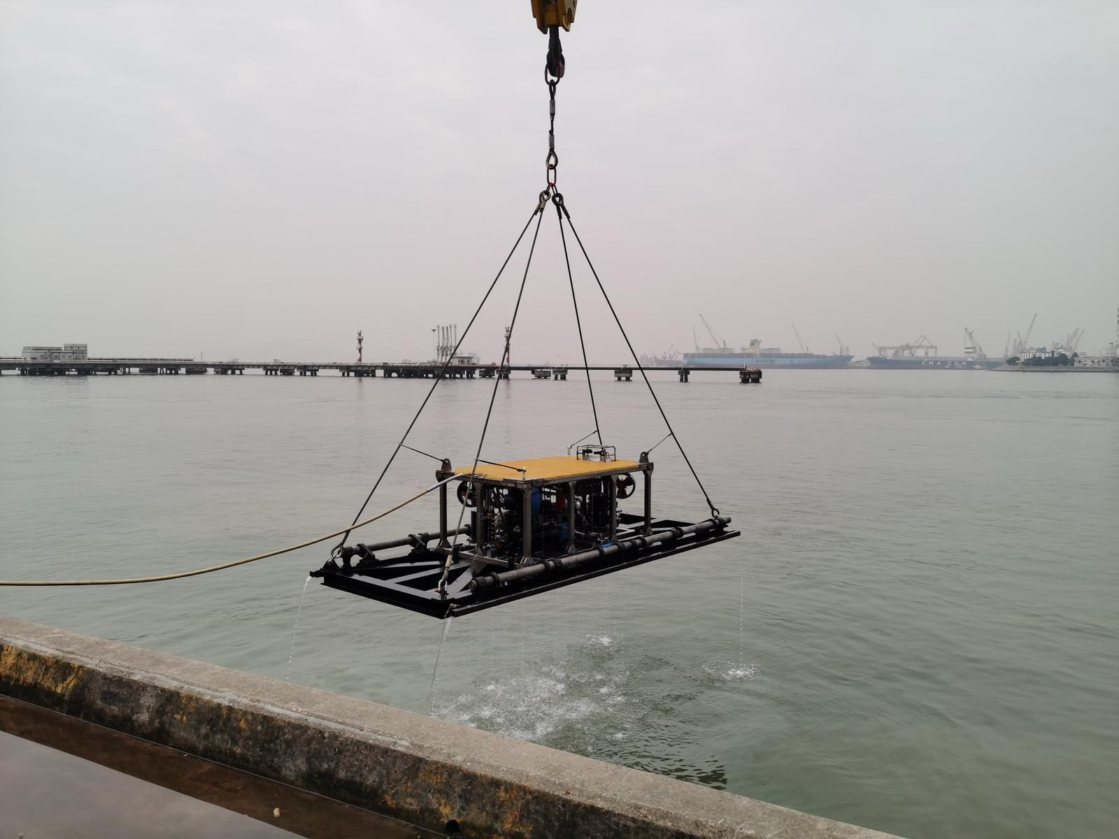 Mattress Laying ROV System