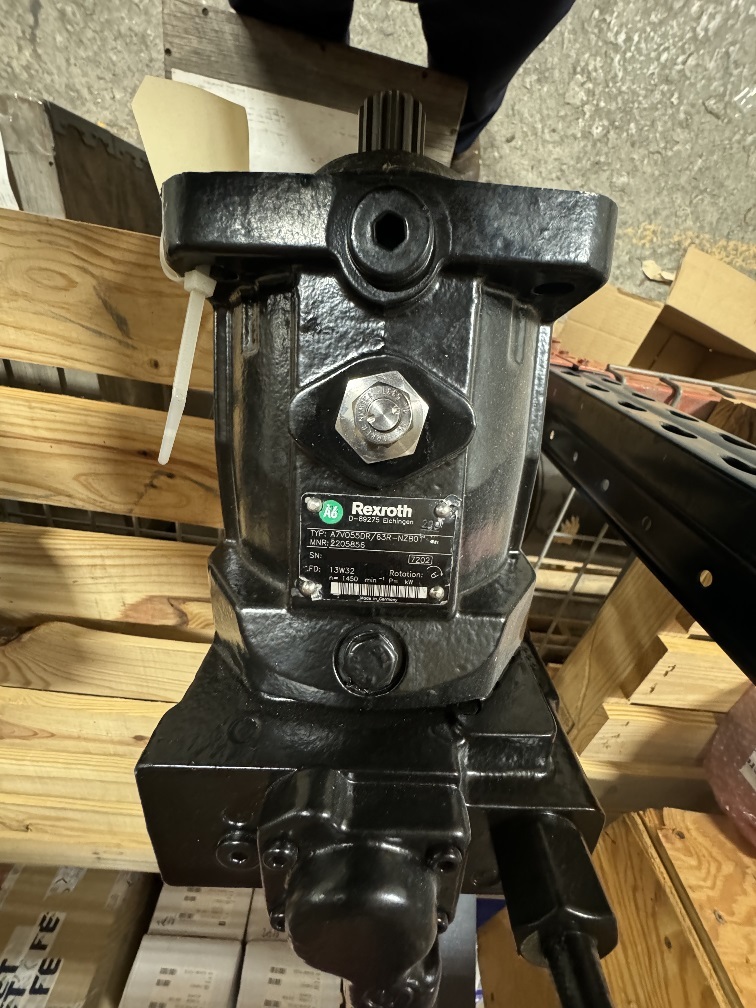 5 x Rexroth Hydraulic Pumps