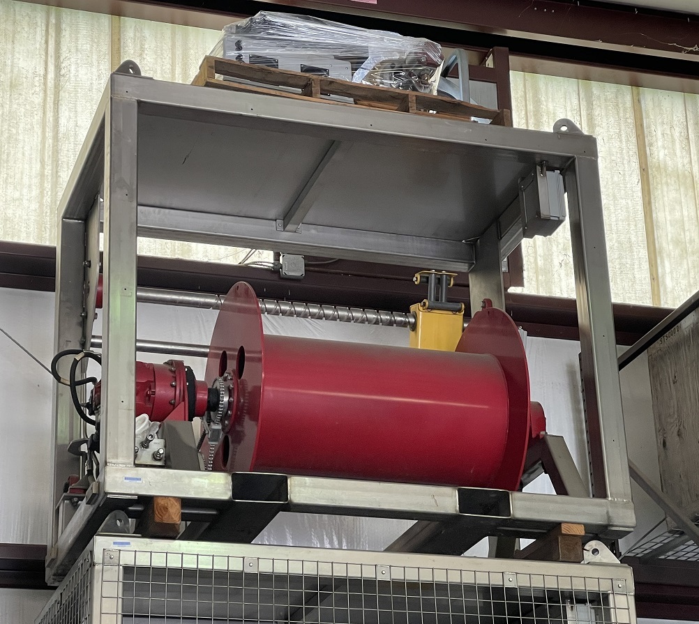 2 x Free Swimming Winches