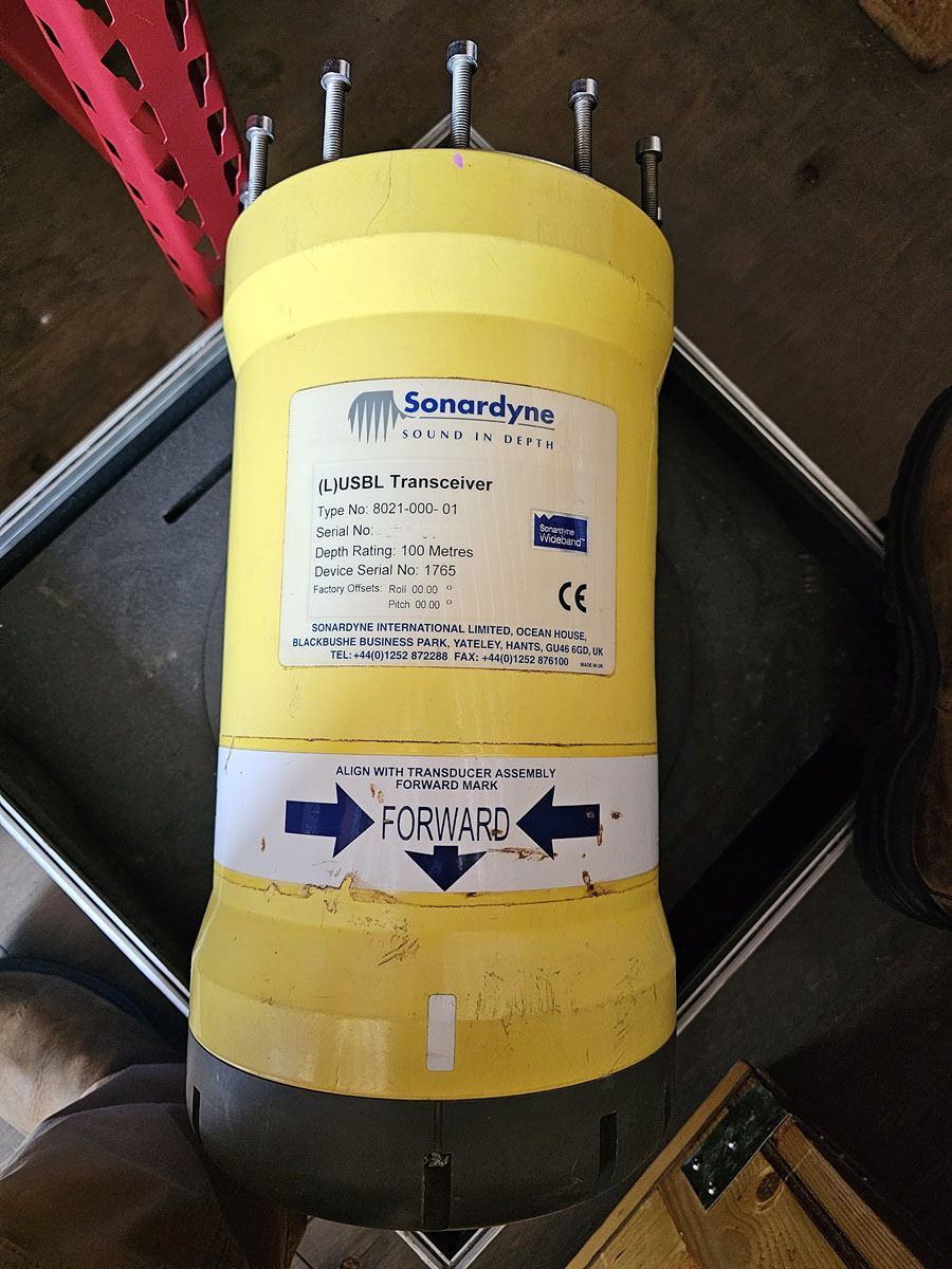 Sonardyne 8021 (L)USBL Transceiver