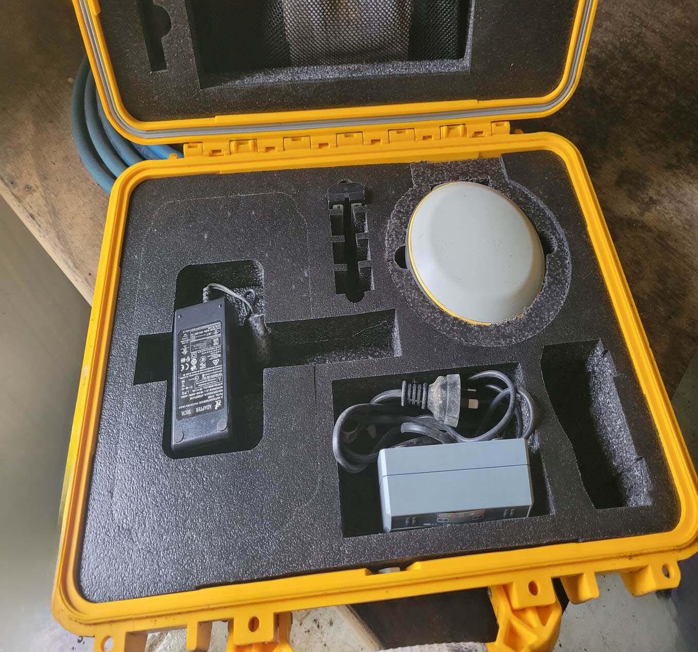 Trimble R2 GNSS System