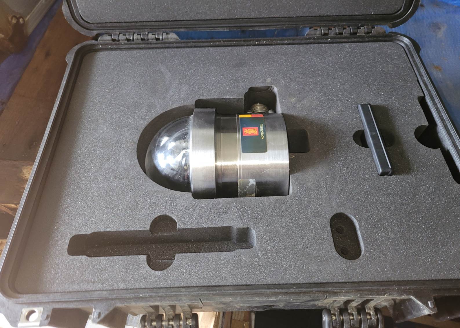 2 x Kongsberg Colour Pan & Tilt Cameras