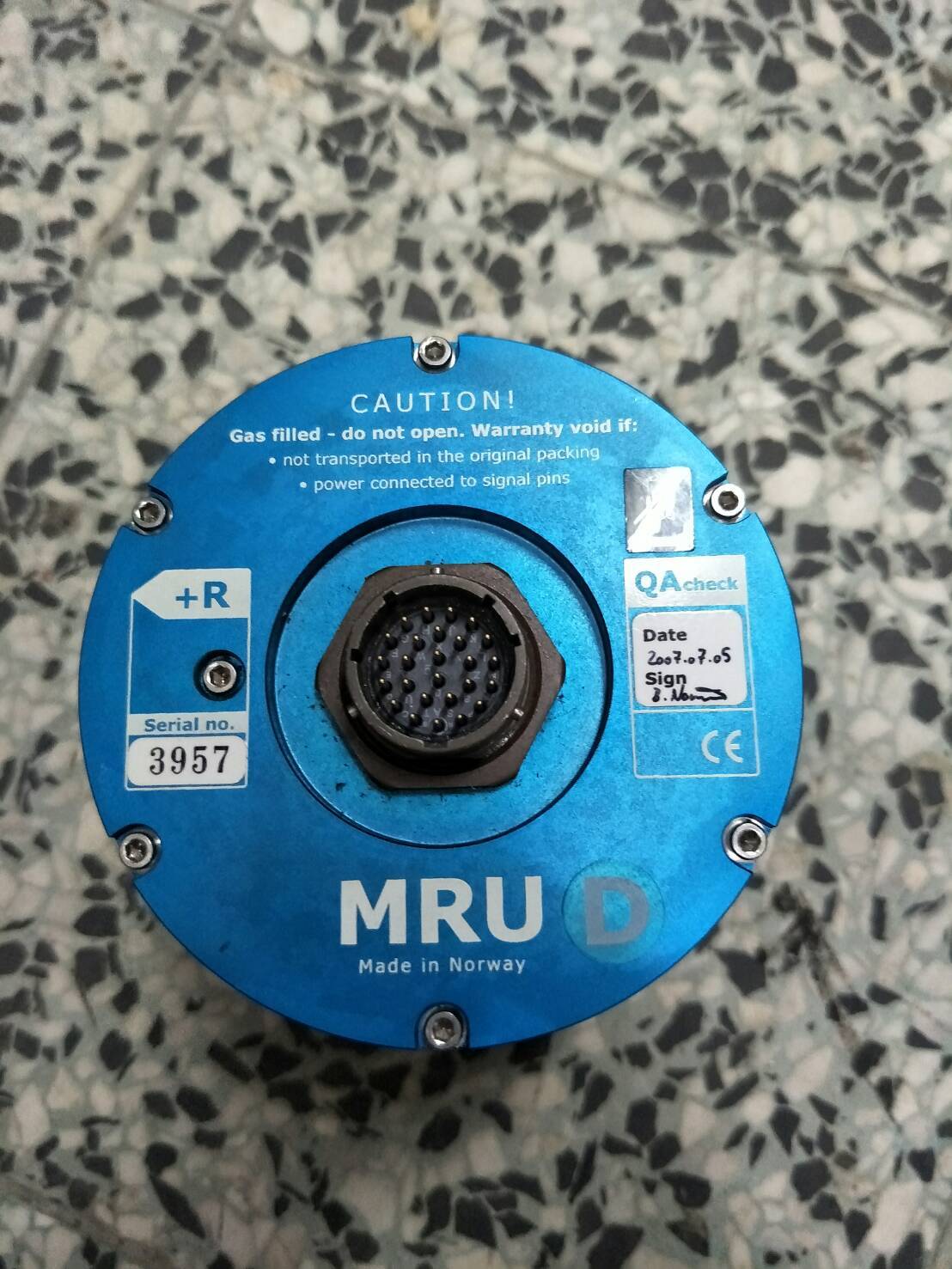 2 x Kongsberg MRU-D Motion Reference Unit