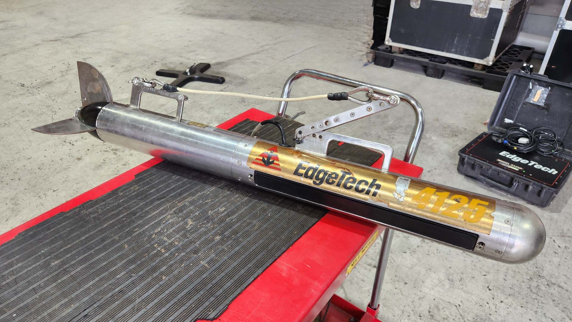 Edgetech 4125 Sidescan System (SSS)