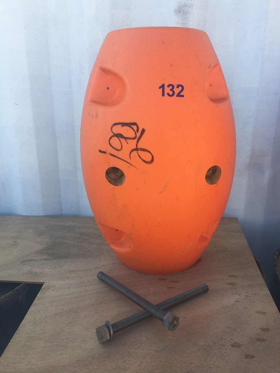 Approx 200 Cable Floats