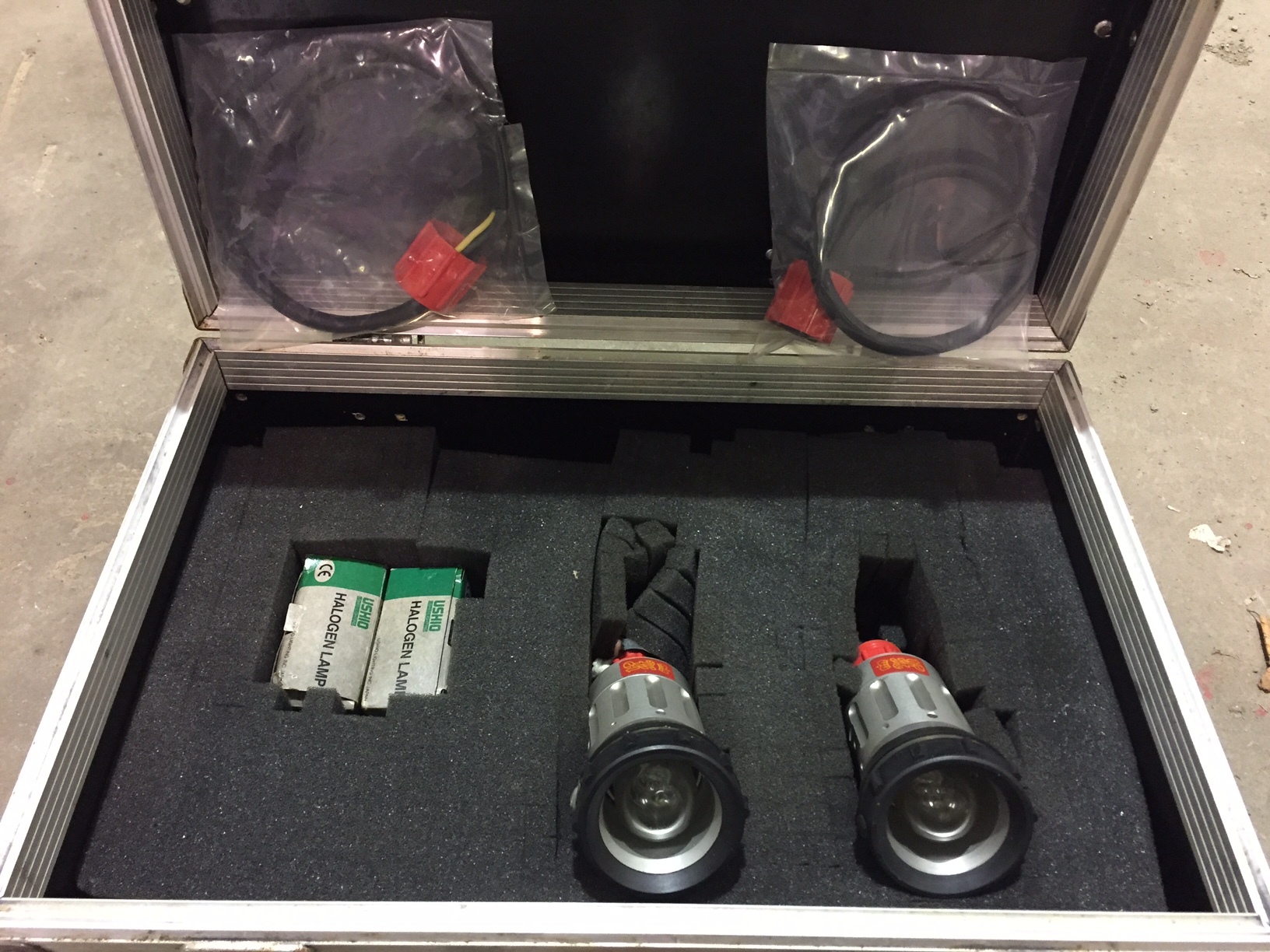 2 x Kongsberg Halogen Lamps