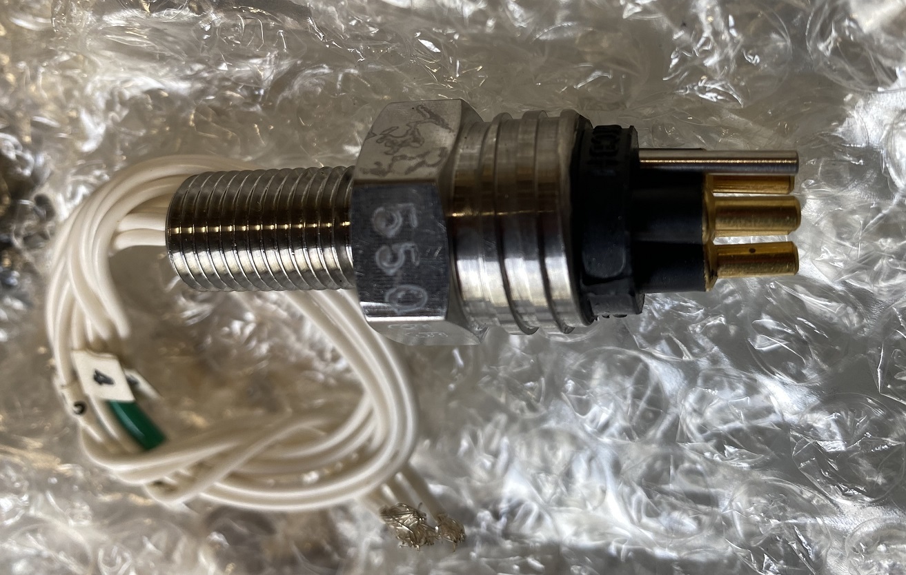 Various Seacon Connectors and Whips