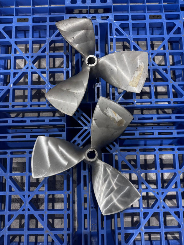 2 x Sub-Atlantic Thruster Props