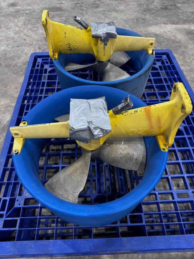 2 x Sub-Atlantic Thrusters (incomplete)