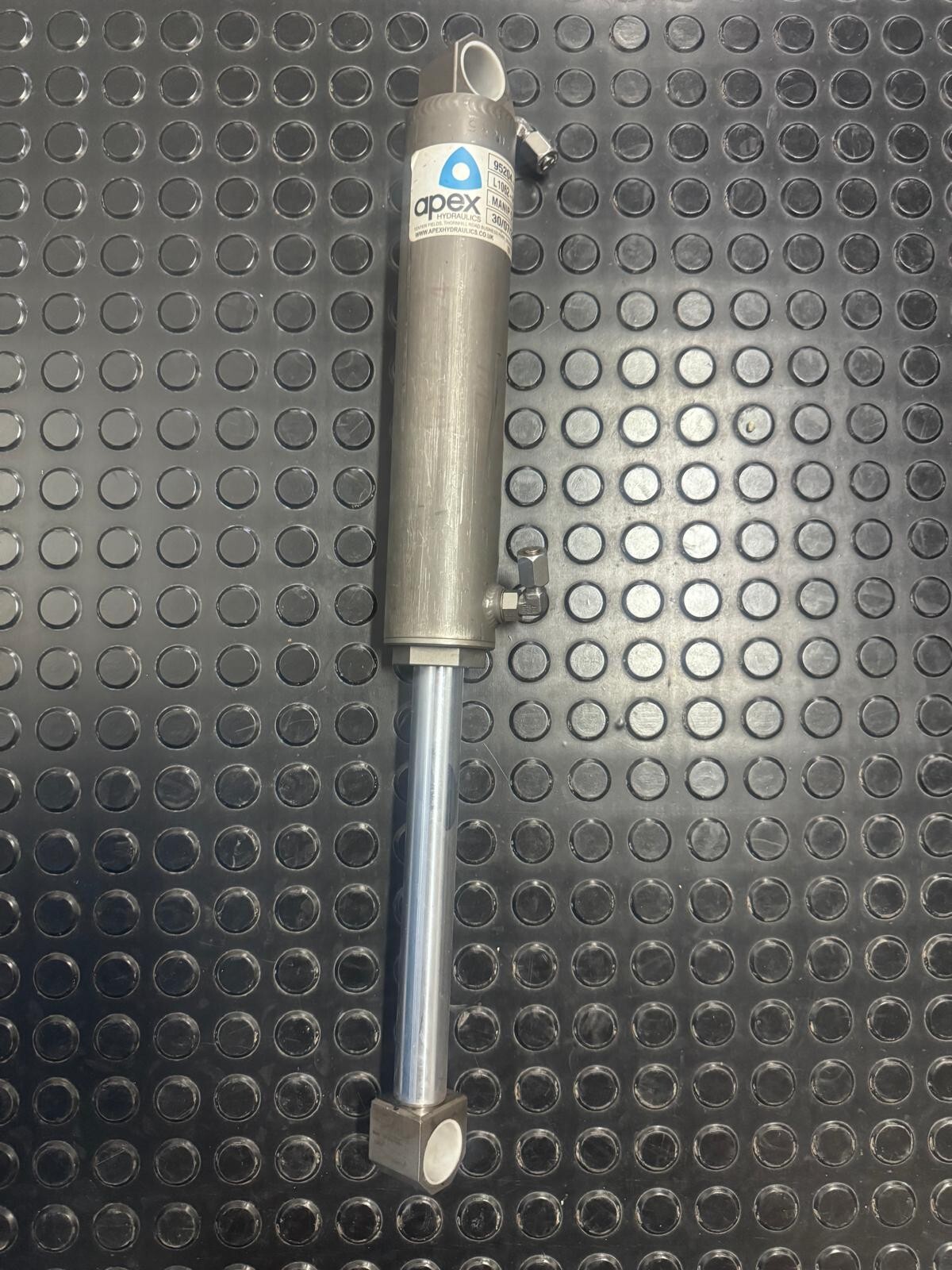 Schilling Rigmaster Cylinder