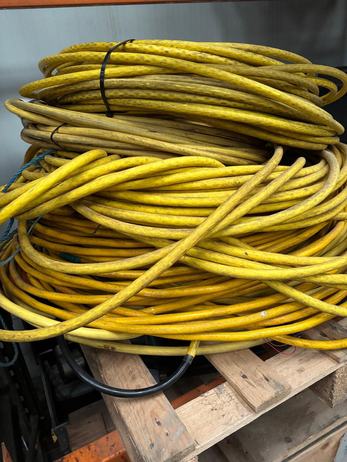 3 x Falcon Umbilicals