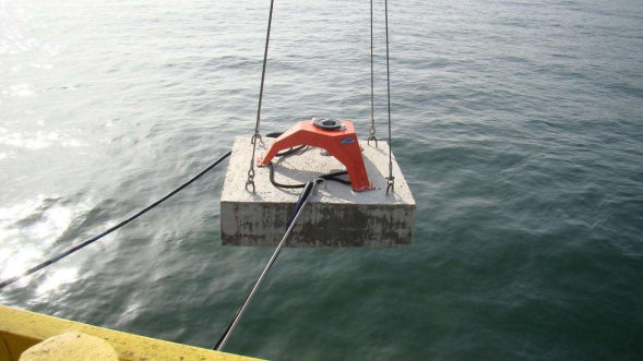 SonTek Argonaut XR ADCP