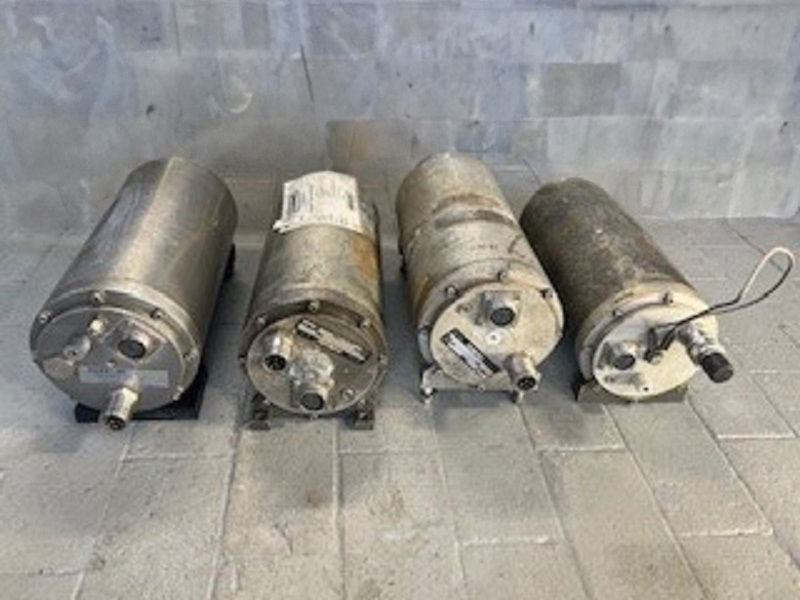 4 x Schilling T3 Bottles