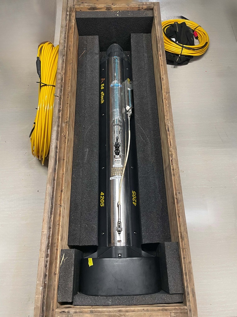 Edgetech 4205 Sidescan (SSS)
