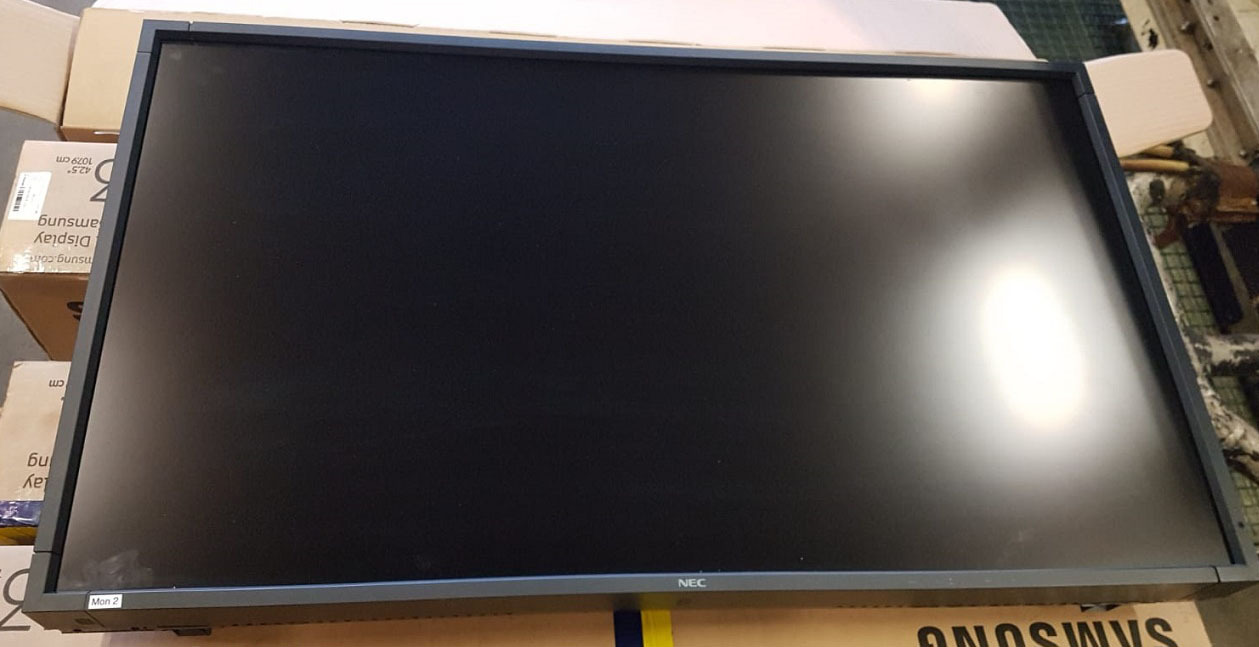 11 x 40” NEC LCD Monitors