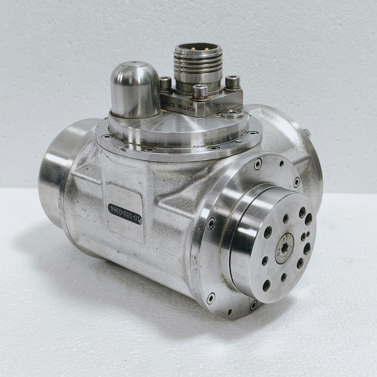 Kongsberg OE10-102 Pan & Tilt Units x 2