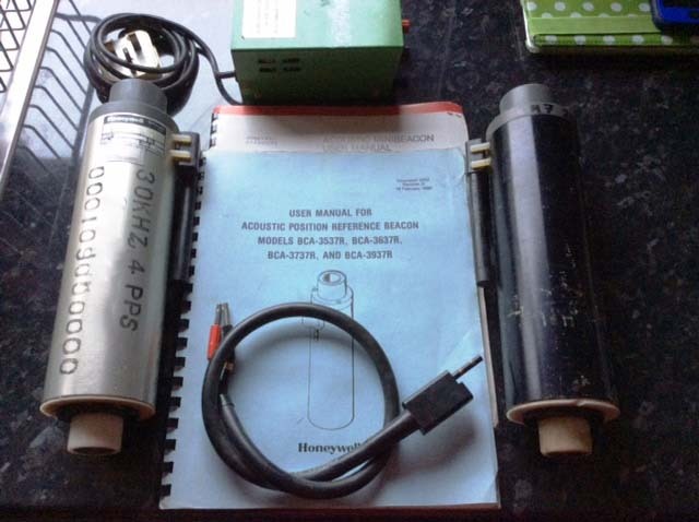 2 x Honeywell Mini Beacon